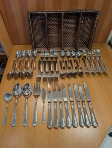 46pc Lenox BRITISH COLONIAL Glossy 18/10 Stainless Flatware 8 Place Settings Set - Picture 1 of 14