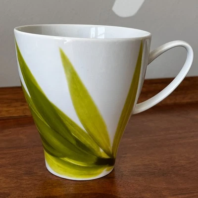 MIKASA "Luz del día" Taza de café de porcelana patrón de hojas verdes Portugal retirado Foto 1 de 4