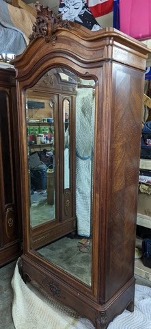 Victorian Style Walnut Early 20th Century Wardrobe Cover