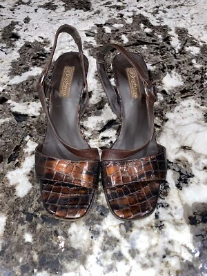 Zapatos de tacón alto Brighton de cuero cocodrilo para mujer 9M estampado Madrás Rodas Italia Foto 1 de 4