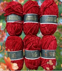 🧶 LOT of 6 PATONS CHENILLE YARN SCARLET CHERRY DARK RED Shade 8495 Lot 19 NEW - Picture 1 of 4