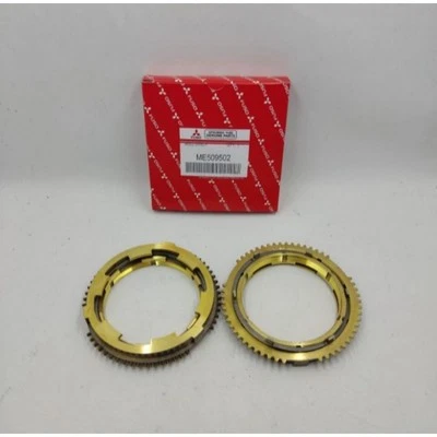 M/T Synchronizer Ring Set Fits For Mitsubishi Fuso FE 125 2008-2011 ME509502 OEM - Image 1 of 2