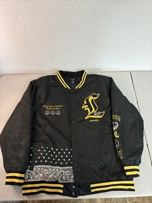 Chaqueta estilo bombardero Rue 21 para hombre grande West Coast Legend negra/amarilla talla grande Foto 1 de 4