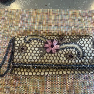 Vintage Seasons Of Cannon Clutch mit Perlen und Henkel. Made In India - Bild 1 von 22