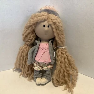 Handgefertigte Stoff Stoff Interieur Tilda Puppe blonde Haare mit Outfit - Bild 1 von 2