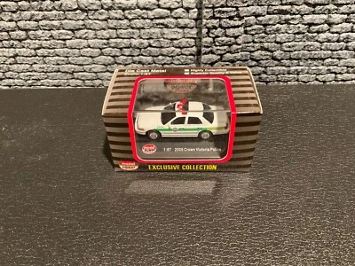 Model Power Minis #19409 2005 Ford Crown Victoria Border Patrol w/Police Light - Image 1 of 2