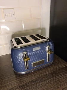 Breville Curve VTT965 4-Slice Toaster Gold & Navy Blue - Picture 1 of 6