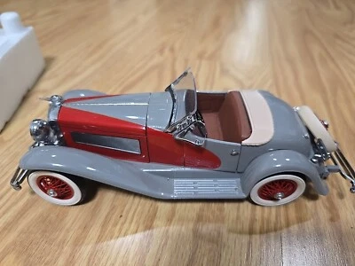Danbury Mint 1:24 1935 Duesenberg SSJ Diecast - Image 1 of 4