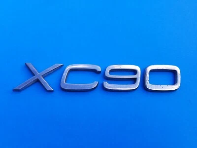 03-14 VOLVO XC90 TAPA PUERTA TRASERA CROMO EMBLEMA LOGOTIPO INSIGNIA SÍMBOLO USADO OEM (2009) Foto 1 de 3