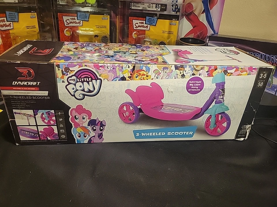 NUEVO SCOOTER DE 3 RUEDAS MY LITTLE PONY DYNACRAFT Foto 1 de 4
