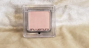 SHU UEMURA Pressed Eye Shadow M PINK 102 matte Farbe 0,09 oz 2,8 g selten NEU Rarität - Bild 1 von 4
