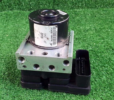 Bomba actuadora de freno Suzuki Swift ABS 63J2 2x2 06.2102-0576.4 OEM jdm usada Foto 1 de 4