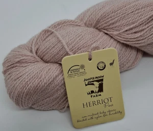 (209 €/kg): 100 g Juniper Moon HERRIOT FINE, Baby-Alpaka, Fb. 2052 #7568 - Bild 1 von 2