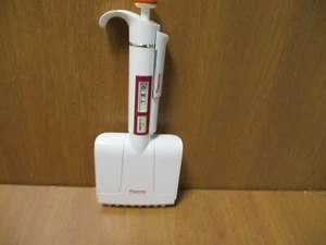 THERMO SCIENTIFIC 8 CHANNEL FINNPIPETTE F1 30-300uL PART#F1, USED - Foto 1 di 7