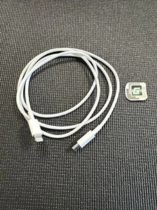 Câble de charge USB-C vers Lightning Apple - (1 m/3,5 pi) authentique OEM MFI d'occasion - Photo 1 sur 4