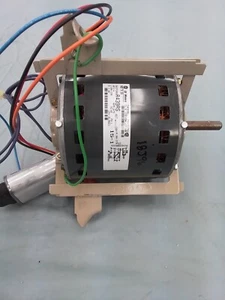 18J96 LENNOX BLOWER MOTOR - Picture 1 of 1