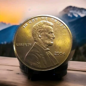 2004-P Lincoln Memorial Penny ***Double Die Ear*** Red Uncirculated - Picture 1 of 7
