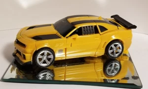 NICE Transformers DOTM Dark of the Moon Deluxe Class Bumblebee Camaro SS - Picture 1 of 7