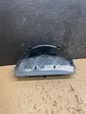 Cuadro de instrumentos velocímetro Mercedes W163 ML320 ML430 2002-2005 T8928 DG Foto 1 de 4