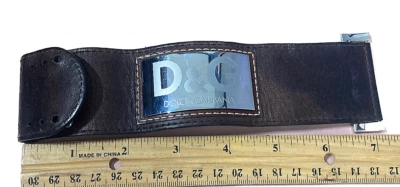 Pulsera brazalete Dolce and Gabbana cuero metal con bolsa, joyería oficial D&G para hombre Foto 1 de 4