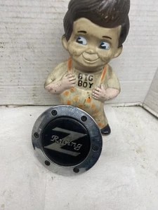 Z Racing Center Cap Some Pitting Think It’s Part Of Larger Wheel Cap - Picture 1 of 21