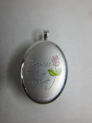 Colgante medallón fotográfico plata esterlina grabado rosa "para siempre en mi corazón" 24 mm ovalado Foto 1 de 4
