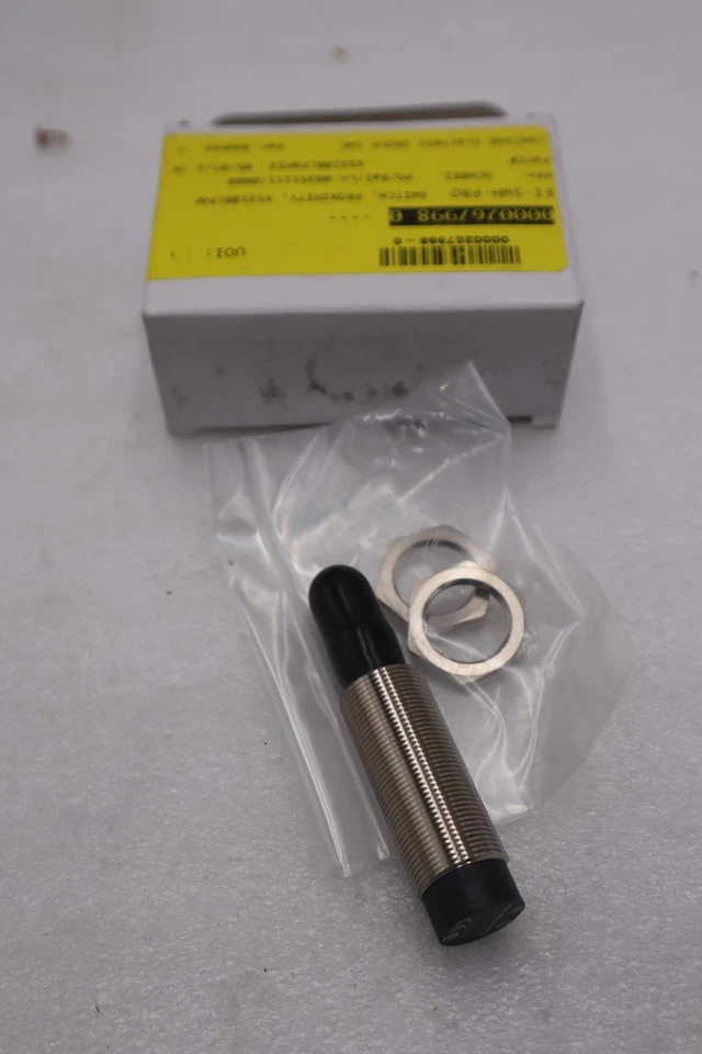 TELEMECANIQUE SENSORS XS218BLPAM12 Inductive Cylinder Prox Sensor STOCK G861A - Image 1 of 3