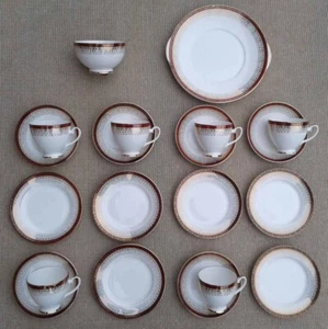 ROYAL GRAFTON “MAJESTIC” PART TEA SERVICE SELECTION. - Picture 1 of 41