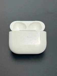 Apple Airpods 3rd Gen authentic replacement charging charger Case Genuine a2566 - Picture 1 of 4