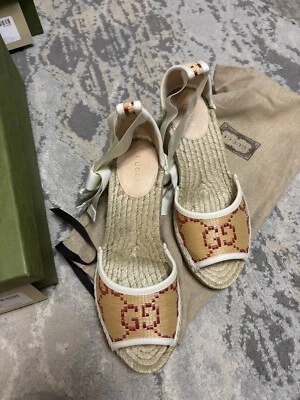 Nuevo Gucci GG Logo Cuña Correa al Tobillo Tacones Zapatos Talla 37.5 / EE. UU. 7.5 Foto 1 de 4