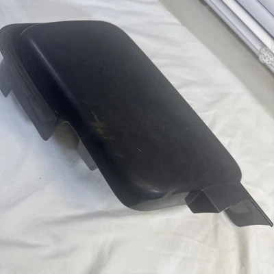 15251209 | 2006-2010 HUMMER H3 FRONT RIGHT WINDSHIELD HOOD COWL CAP MOLDING OEM - Image 1 of 4