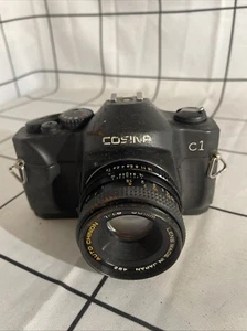 Cosina C1 fotocamera reflex 35 mm, con obiettivo AUTO Chinon 50 mm - Foto 1 di 6