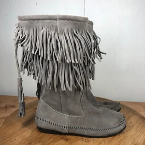 Stivali Minnetonka donna 7 mocassini donna grigio scamosciato frange 2 strati zip casual - Foto 1 di 14