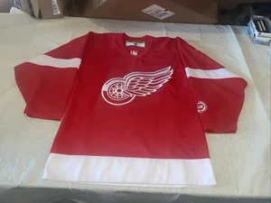 Koho Detroit Red Wings Trikot Herren Small Mic Vintage Vintage 90s Red Air Knit Erwachsene - Bild 1 von 4