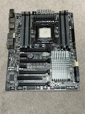 Gigabyte GA-X79-UP4 LGA 2011 ATX Motherboard w/ i7-4930K NO I/O Shield - Image 1 of 4