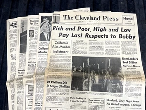 Periódico The Cleveland Press 1968 original - Robert F Kennedy Death - Imagen 1 de 3