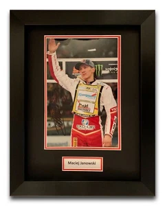 MACIEJ JANOWSKI EXHIBICIÓN DE FOTOS ENMARCADA FIRMADA A MANO - AUTÓGRAFO SPEEDWAY. - Imagen 1 de 1