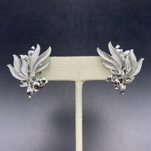 Orecchini Clip On Tono Argento Foglie Foglie Classico Vintage - Foto 1 di 7
