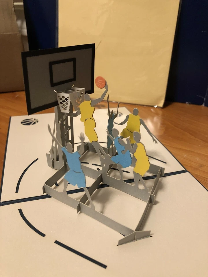 3D Pop Up Card: BASKETBALL PLAYERS & COURT  - Fast Free US Shipping - Image 1 of 3