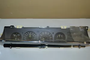 92 93 94 Chevrolet Lumina Speedometer Instrument Cluster tach gauges 16151641 - Picture 1 of 8