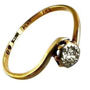 18ct Gold Diamond Ring Solitaire Brilliant Cut Vintage Hallmark Size R 1/2 - Picture 1 of 24