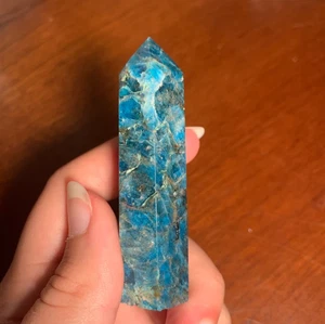 Apatit Kristall Spitzenturm - Stein der Manifestation, psychischen Fähigkeiten & Motiva - Bild 1 von 3