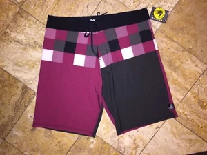 NWT Body Glove Vapor Water Repellent Black Plaid Boardshorts Swim Trunks Mens 38 - Picture 1 of 4