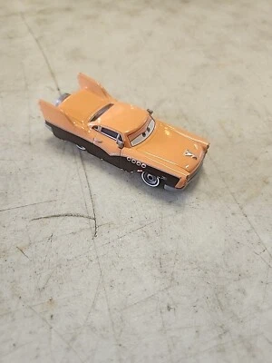 Disney Pixar Cars Hank “Halloween” Murphy 1:55 Diecast Foto 1 de 4