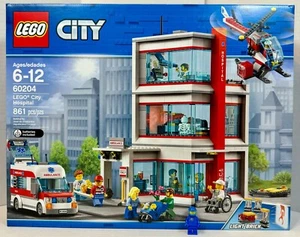 (60204) Lego City: Hospital Nuevo Sellado Retirado Doctor Town Helicóptero Camión Bebé - Imagen 1 de 6