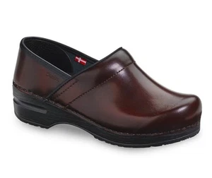 NEW* Sanita Professional Cabrio Clog Size 36  (USA 5.5-6) *NWOB* in Brown $139 - Picture 1 of 11