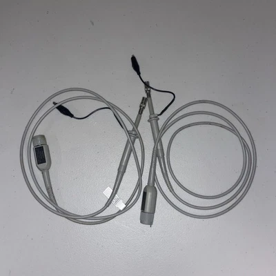 2x Agilent N2843A 500 MHz 10MΩ 11pF 10:1 300V RMS - UNTESTED - Image 1 of 4