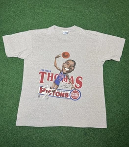 Camiseta de baloncesto retro vintage años 80 Detroit Pistons Isiah Thomas caricatura M/L - Imagen 1 de 8