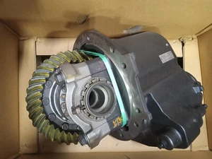 Meritor Front Carrier Differential Assembly RD20145264 2.64 ratio - Picture 1 of 10