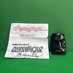 ¡Repro Magic Presents Ricmason's Magnifique El Anillo Volador! De colección RARO - Imagen 1 de 8